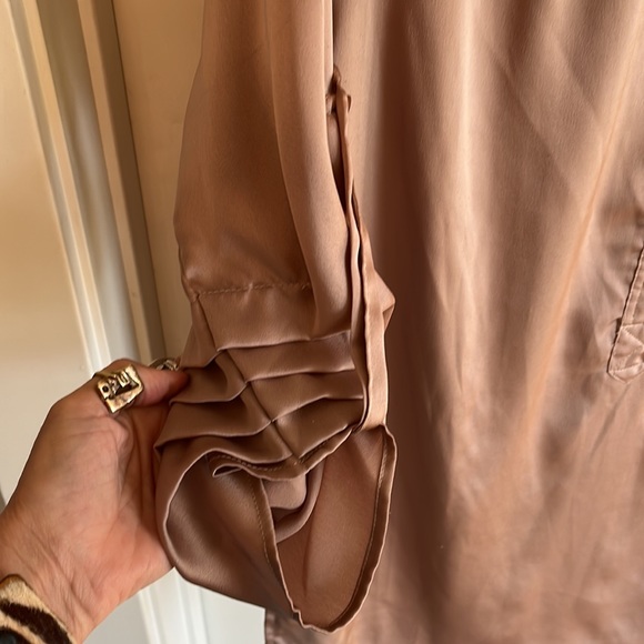 Beige-Pink Silky Blouse! Size Small - Picture 3 of 5